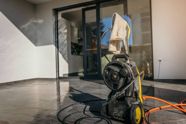 Best Pool Deck Cleaning  in Lorenzo, TX